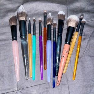 Two BH cosmetics brush sets